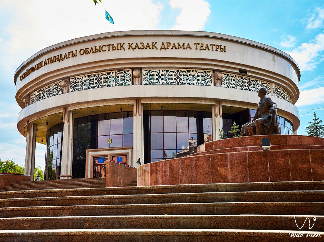 卡拉干达的哈萨克戏剧剧院。