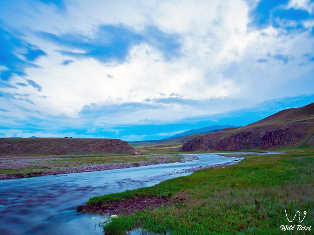 Самая большая река казахстана. Озеро Арасан Казахстан. Капал Арасан озеро. Казахстан село Арасан- капал. Капал Арасан природа.