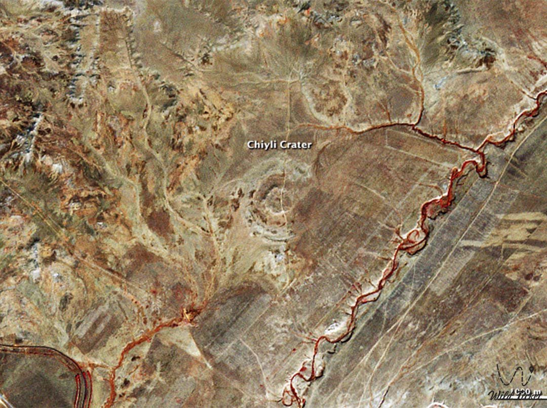 哈萨克斯坦阿库宾斯克地区的 Shyili 陨石坑。