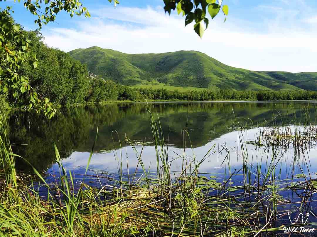 Караколь озеро в составе Сибинских озер, Восточный Казахстан.