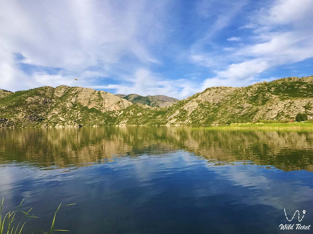 Sibinskie 湖，地质自然公园，哈萨克斯坦。