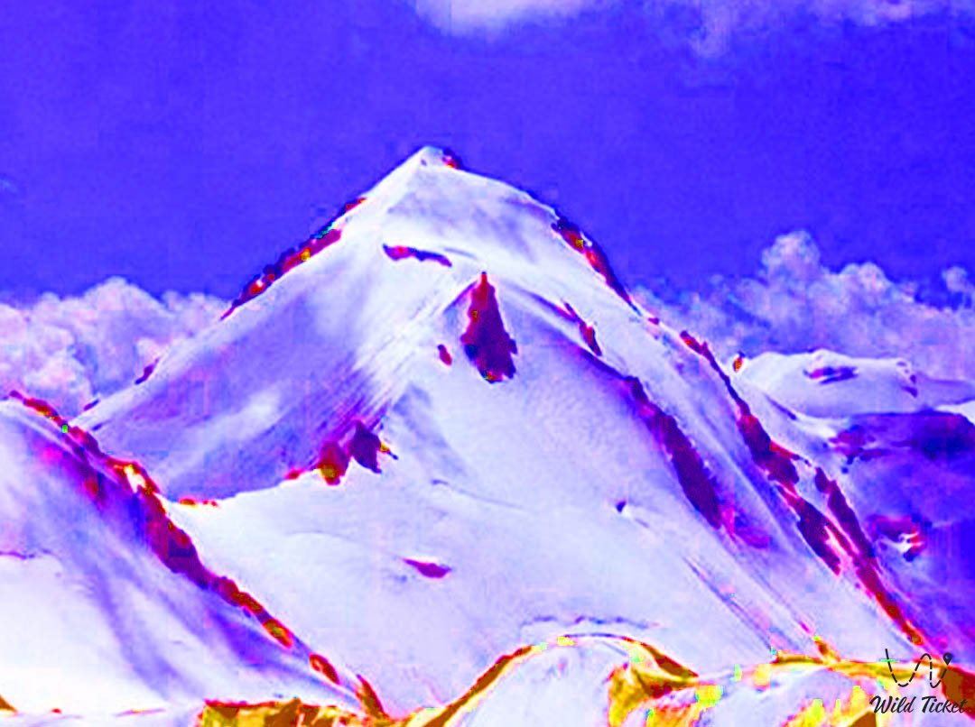 Molodaya Gvardiya峰 (路线和徒步旅行)