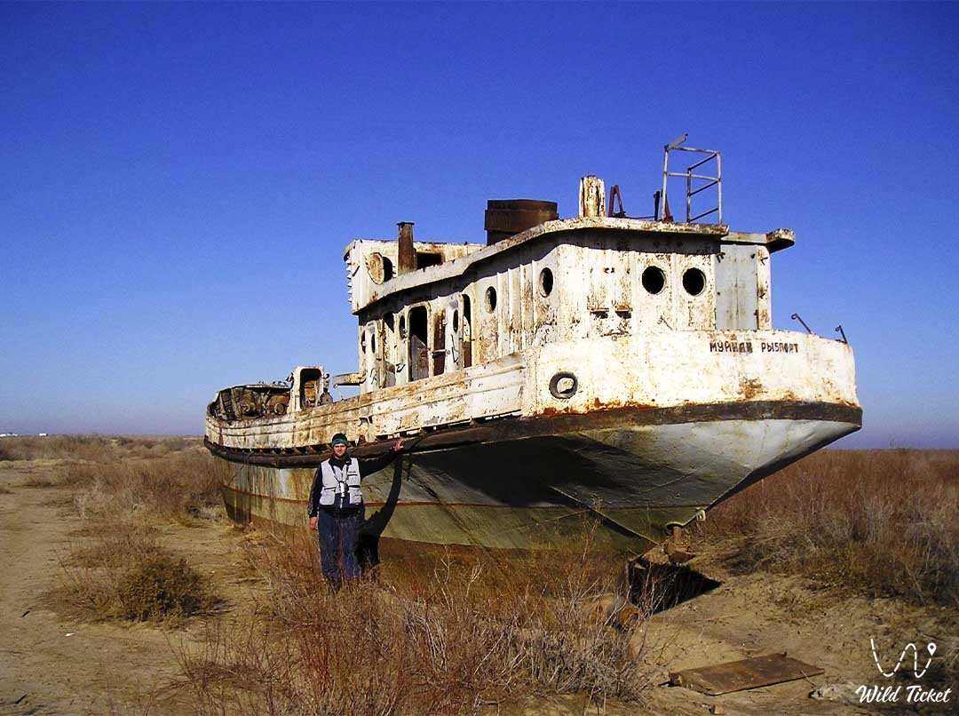 Travel along the Aral Sea