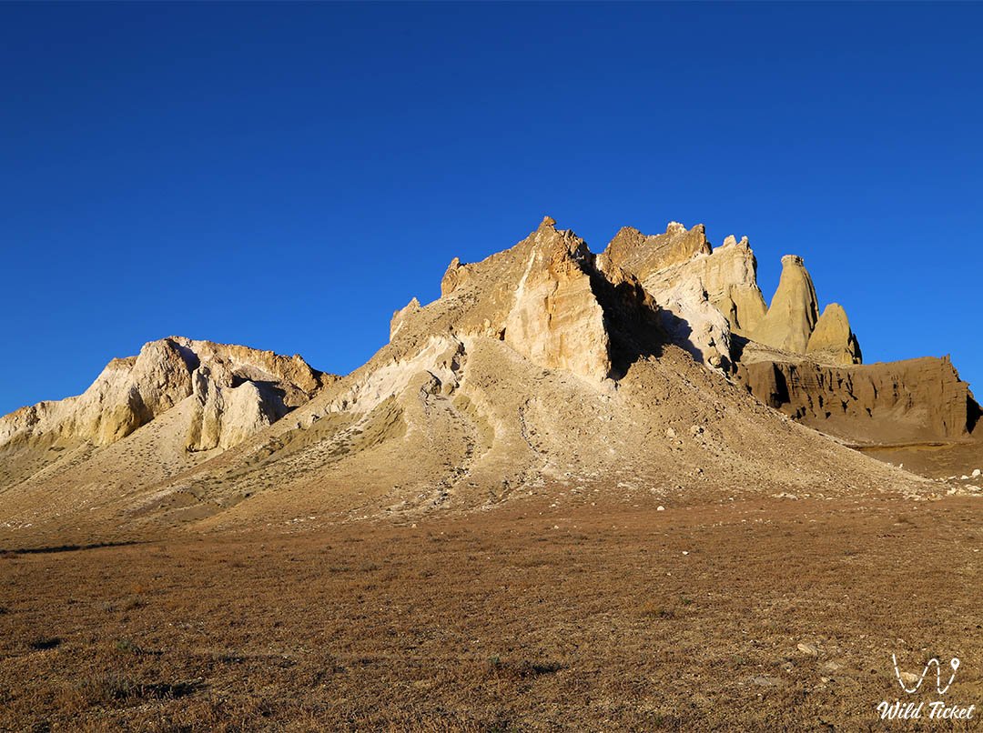 Shomanay mount and valley, Mangystau region