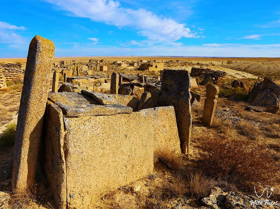 旧Beineu墓地 (贝尼努)