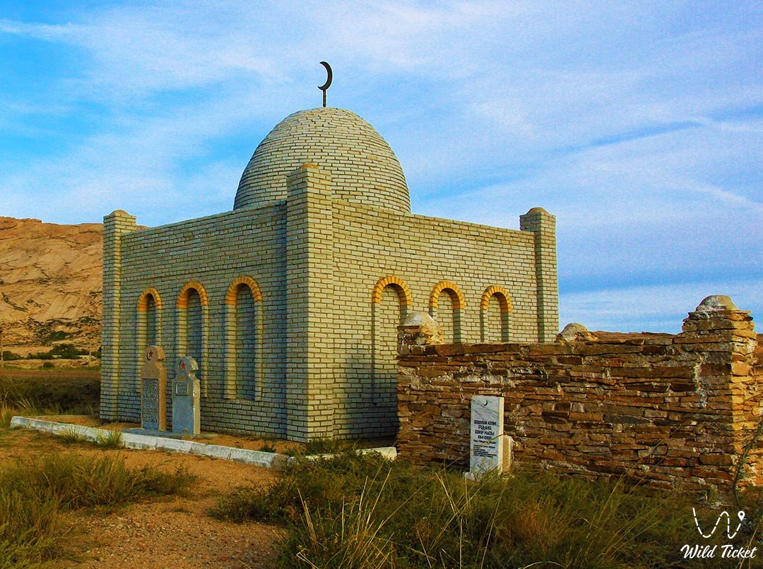 Shashubai Mausoleum