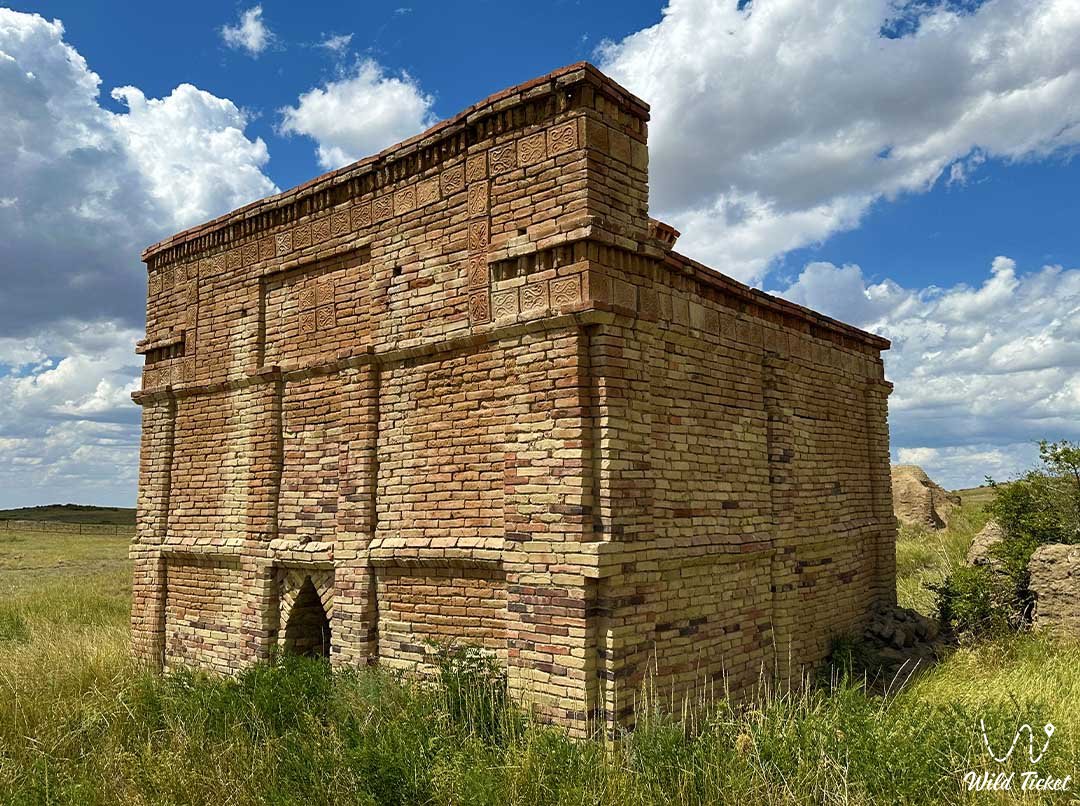 Terekty Aulie墓地（纪念碑）