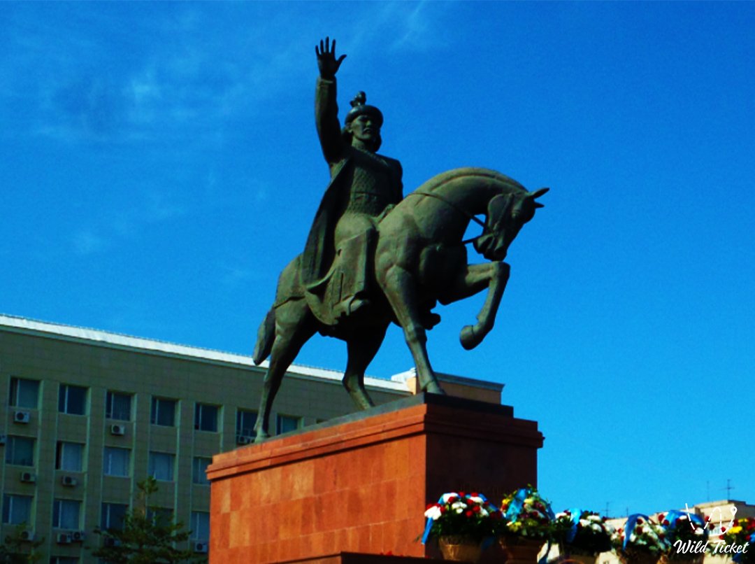 Памятник Абилкайыр Хана (Актобе)