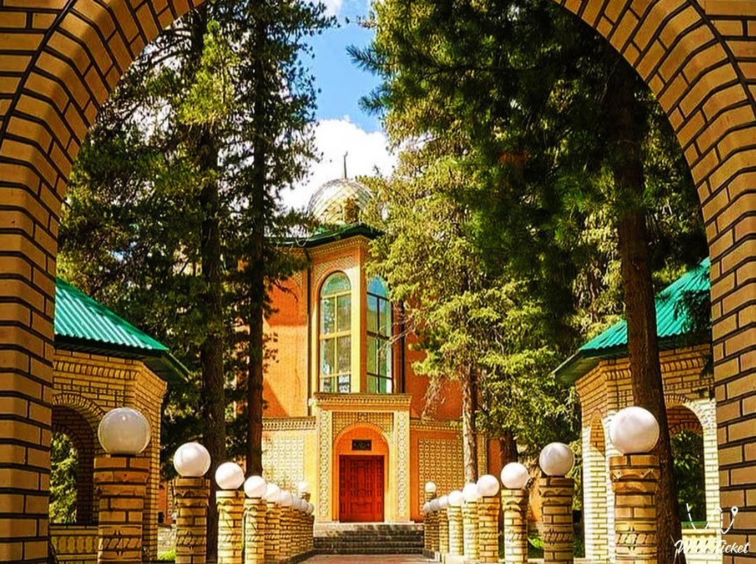 Аль-Куддус высокогорная мечеть у горы Белухи