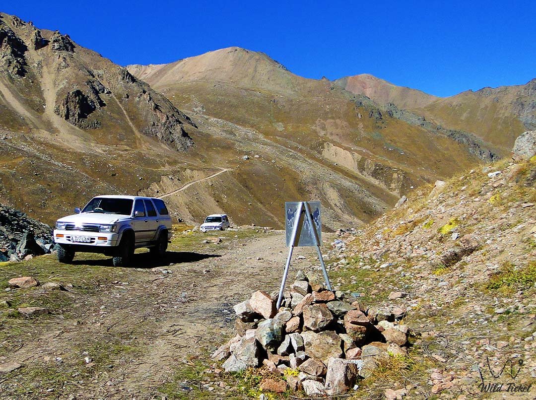Mountain camps Black Stone and Tashkent