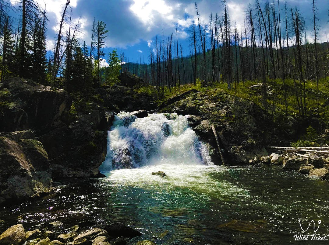 Arasan Waterfall on the Arasan River