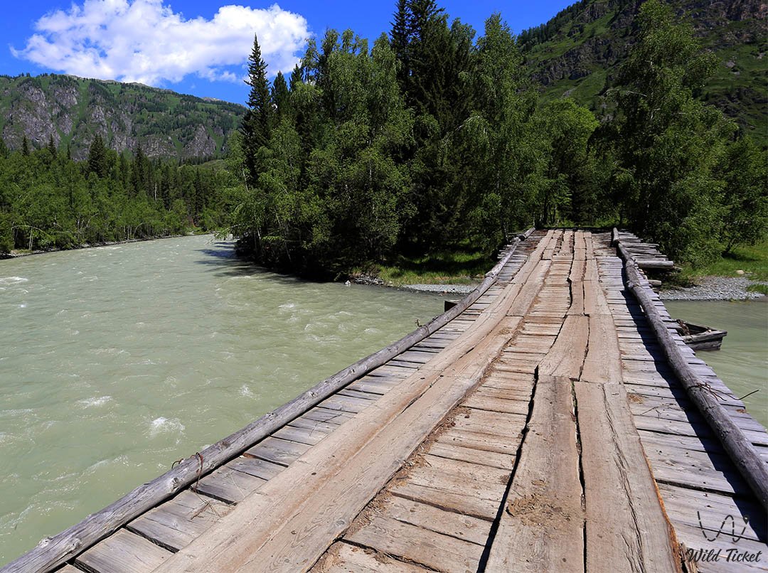 Wooden bridge on the Balaya Berel River (White Berel)