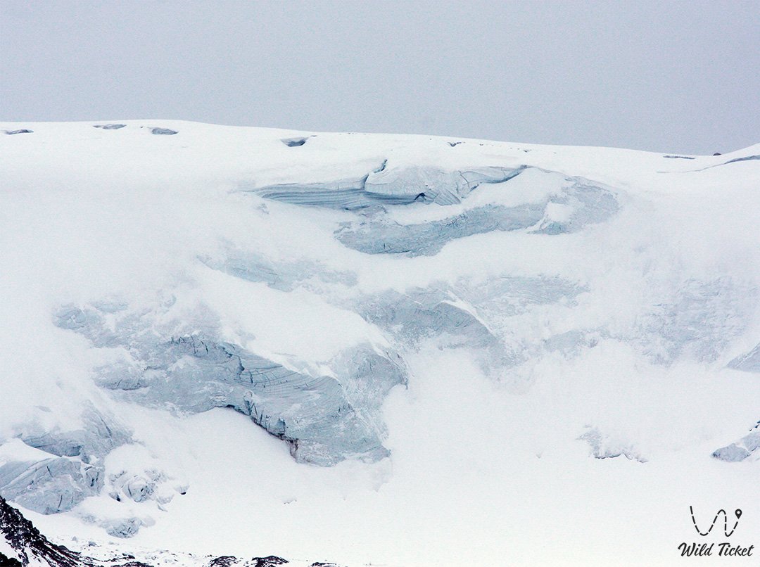 Tuyuksu山口 (路线及远足)