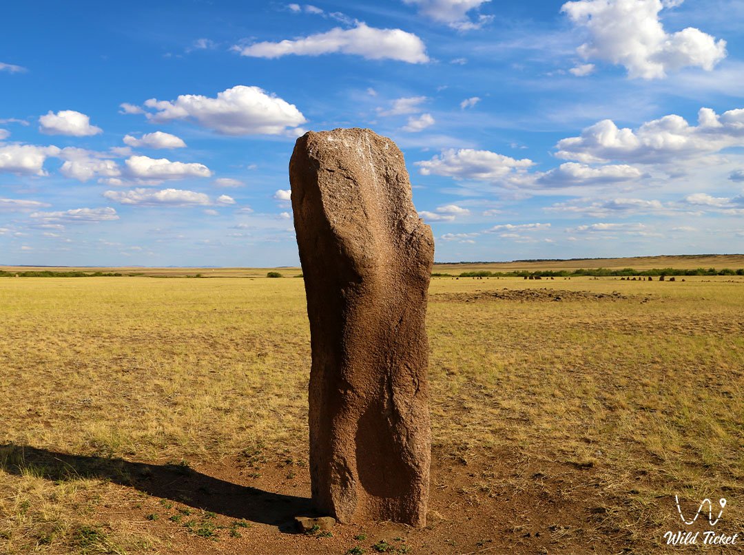 Kumai谷的石守卫: 花岗岩呼吸历史