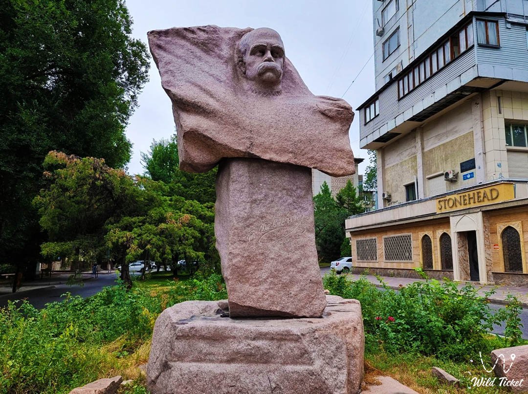 塔拉斯舍甫琴科纪念碑