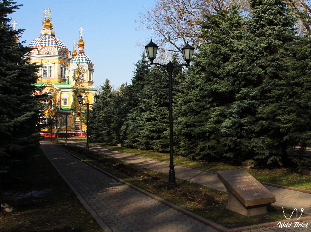 Аллея глав государств в Алматы