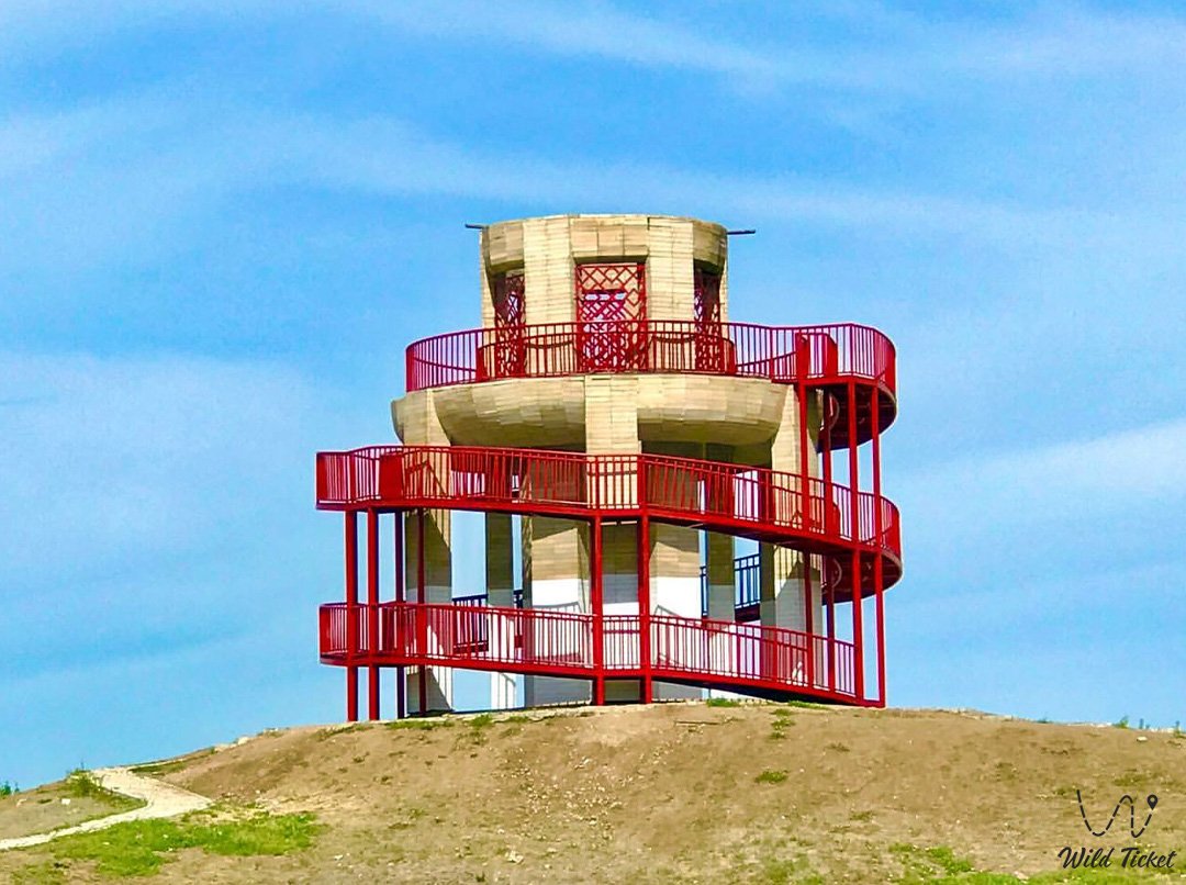 Смотровая площадка в Президентском парке в Астане