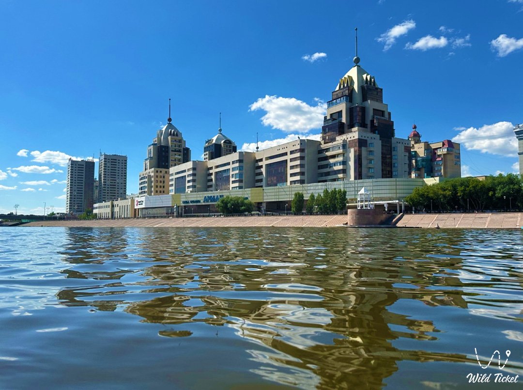 Городской пляж на реке Есиль в Астане